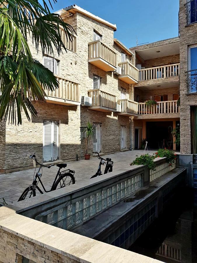 Apartments Luxor Rogoznica  Exterior foto